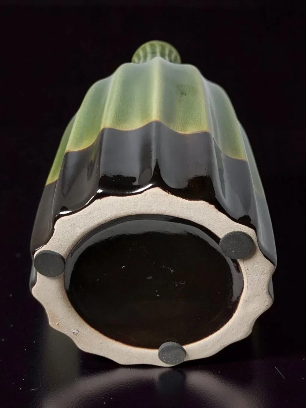 Vintage Dk.Green,Black Heavy Ceramic Ribbed Flanged Lip Vase